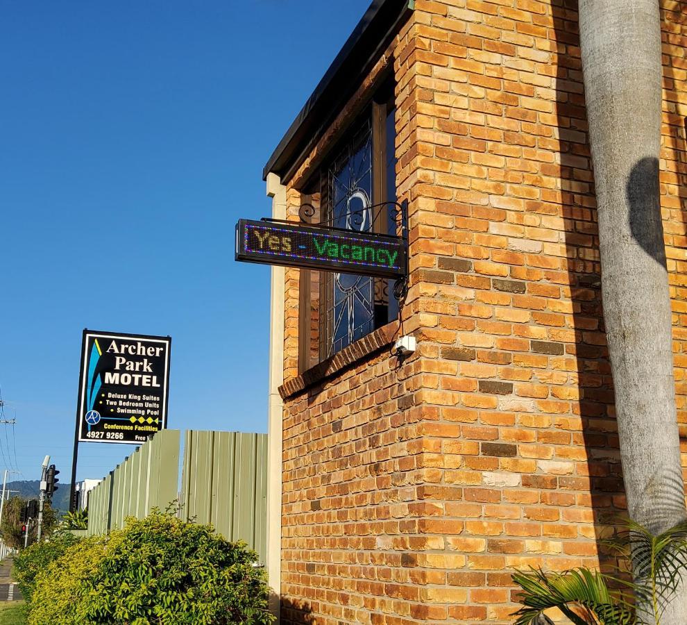 Archer Park Motel Rockhampton Esterno foto